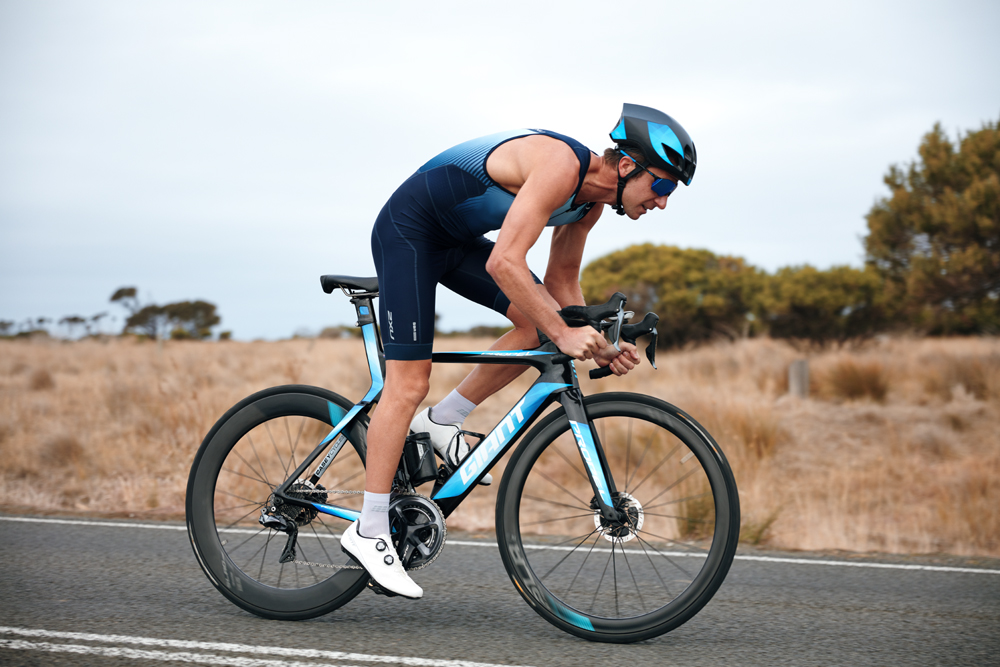 2019HERO02_Mens_Tri_5801.jpg